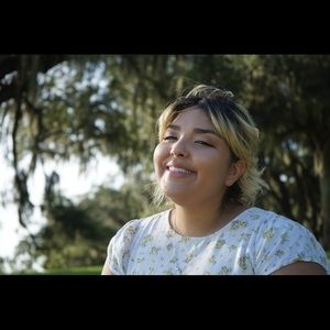 Meet your Posher, Alhenna